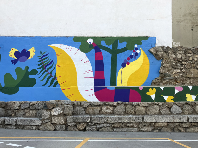 mural izas azulpatio ceip virgen de los remedios patio detalle 19