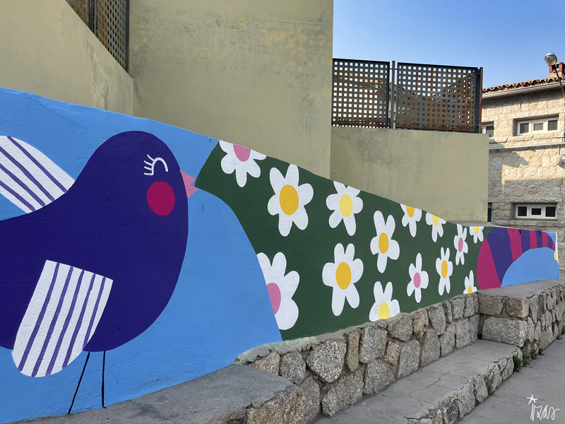 mural izas azulpatio ceip virgen de los remedios patio detalle 7