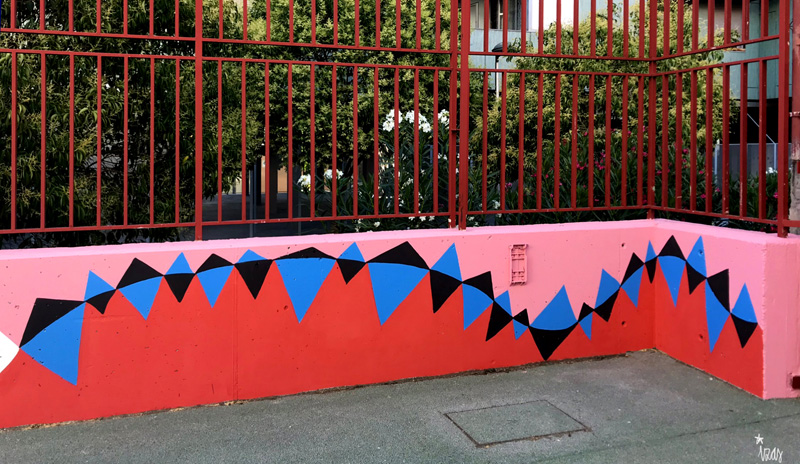 mural izas azulpatio ceip eduardo rojo patio detalle 22