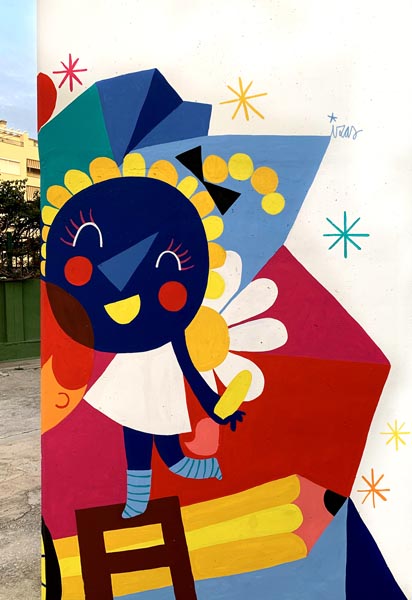 mural izas azulpatio CEIP RicardoLeón entrada pano6