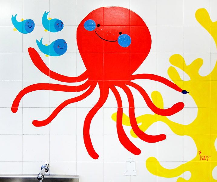 mural izas azulpatio CEIP Edardo Rojo baños primaria II 3