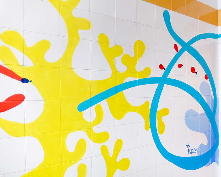 mural izas azulpatio CEIP Edardo Rojo baños primaria II 9