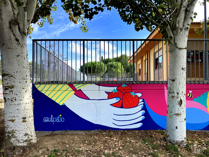 mural izas azulpatio CEIP Nueva Segovia patio detalle 1