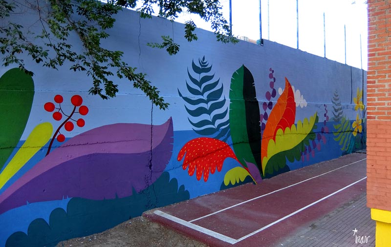 mural izas azulpatio ceip asturias detalle 11