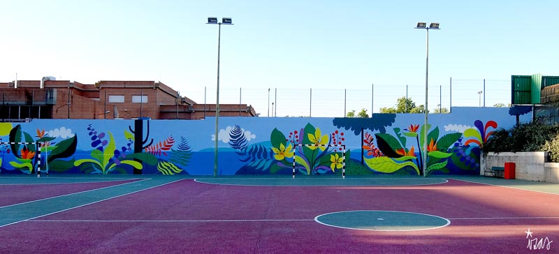 mural izas azulpatio ceip asturias pano 3